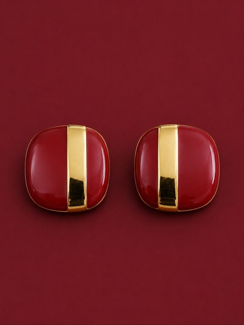 VTG MONET 1980s Square Tomato Red Enamel Goldtone Metal Post Earrings